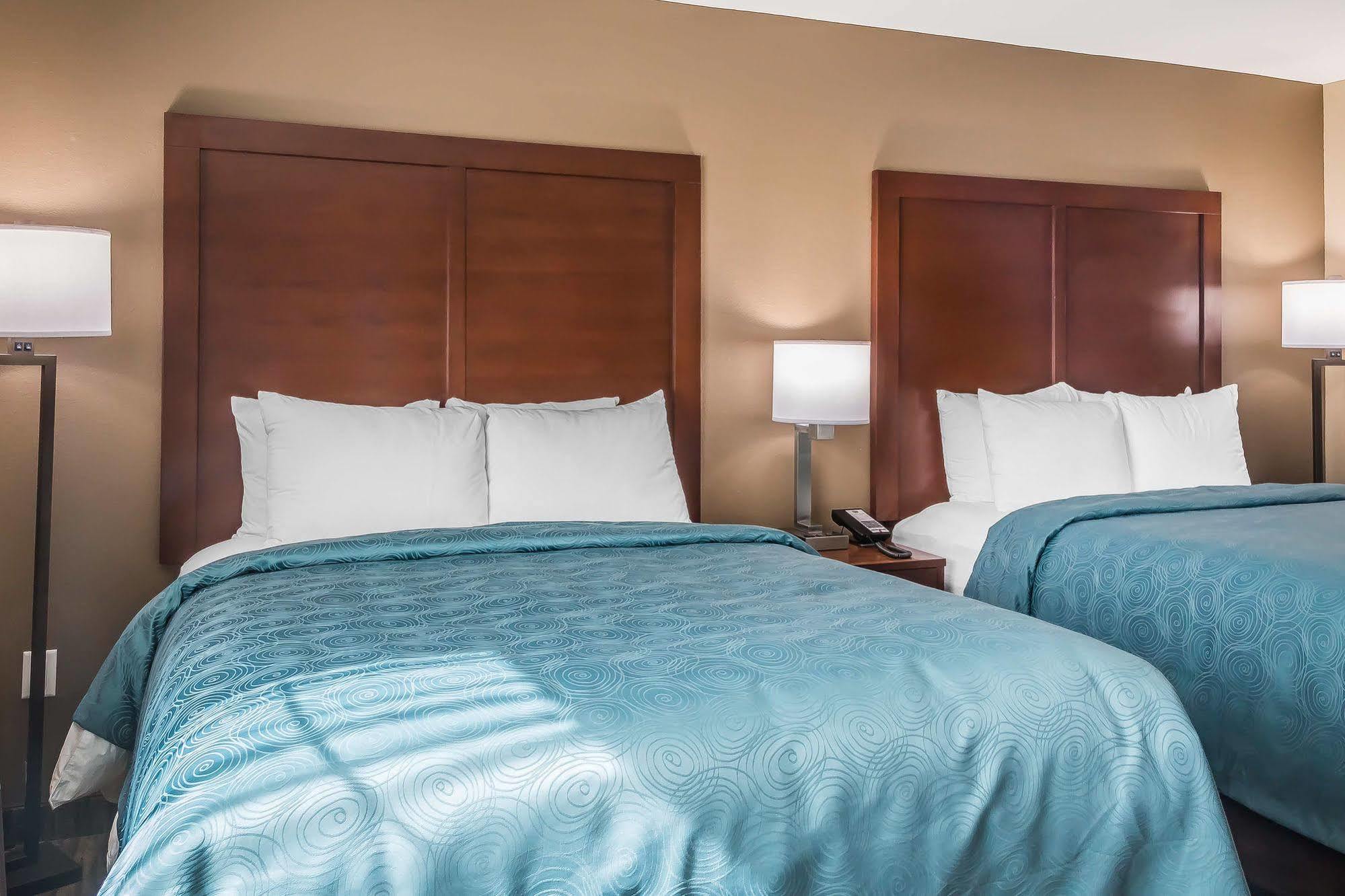 Mainstay Suites Edinburg Buitenkant foto